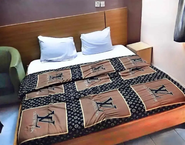 Leisure Spring Hotel