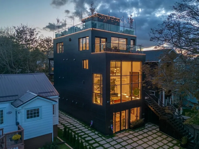 The Halifax Rooftop Home (Furnished) - Halifax, NS, Canadá