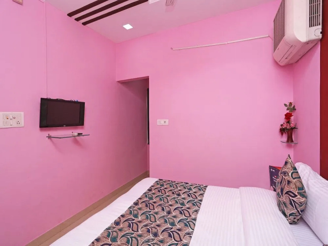 OYO 10190 Hotel Gagan Grant
