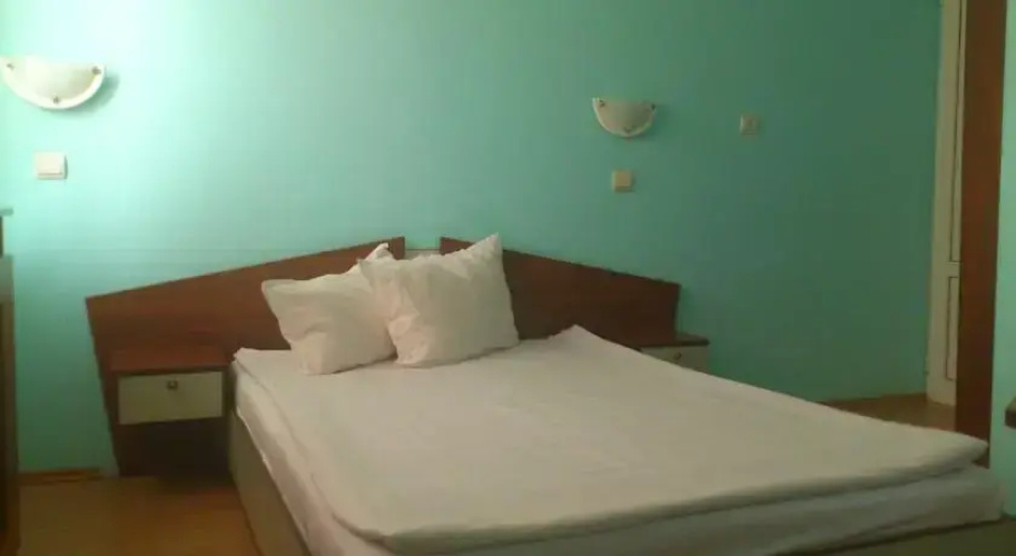 Hotel Amethyst