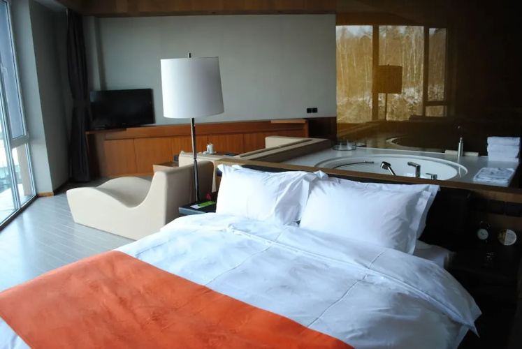 Zhi Resort