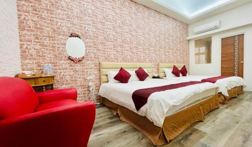 Standard Double room with balcony and with view