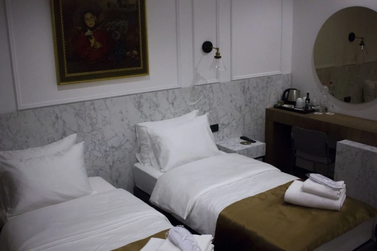 Standard Twin room