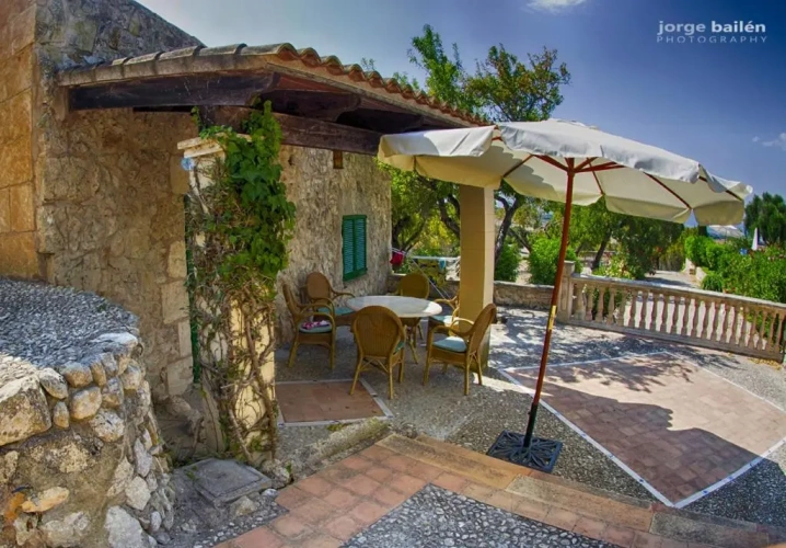 3 Bedrooms Villa