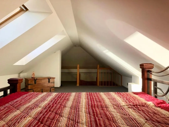 3 Bedrooms Apartment