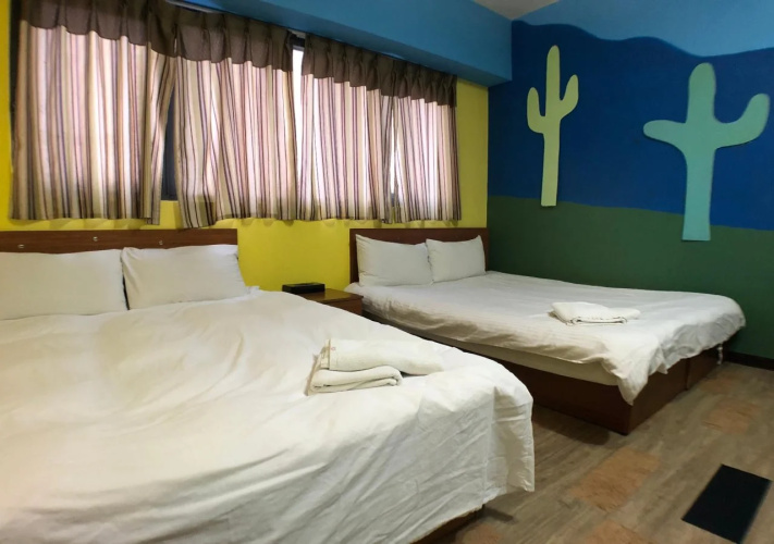 Taichung Calfhouse Hostel