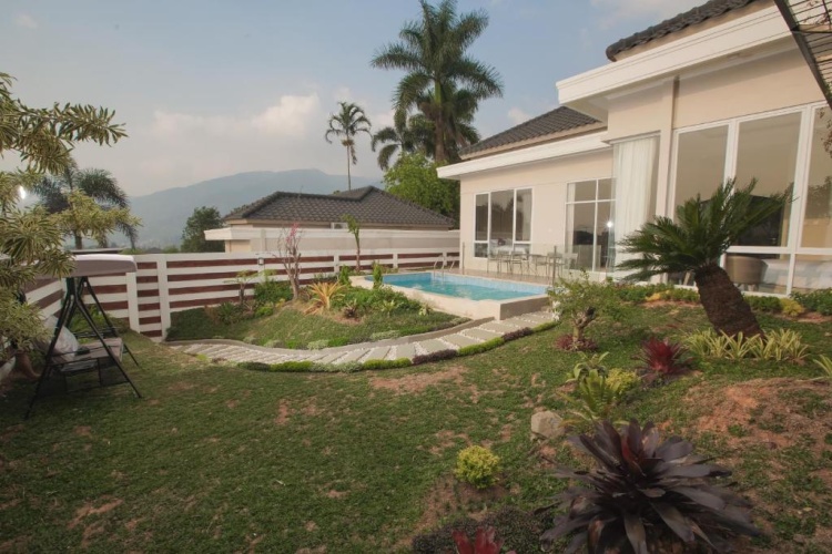 2 Bedrooms Villa