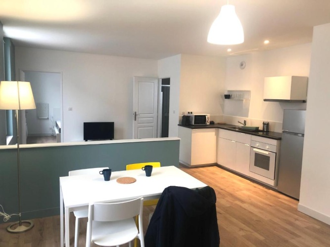 2 Bedrooms Apartment