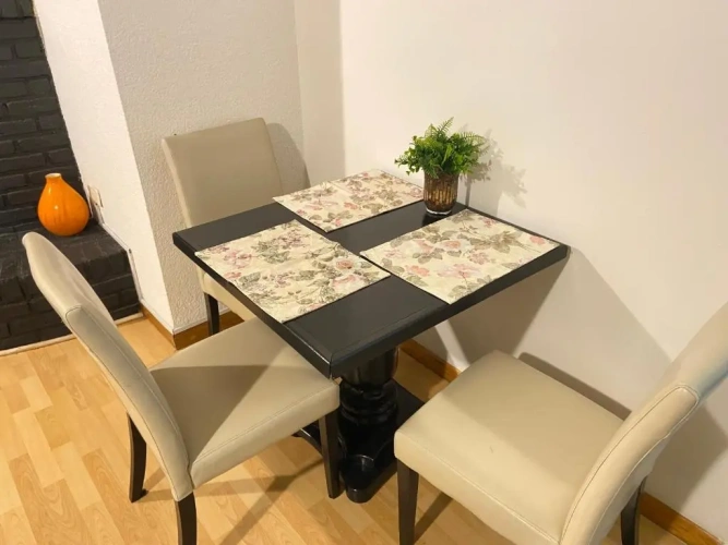 2 Bedrooms Apartment