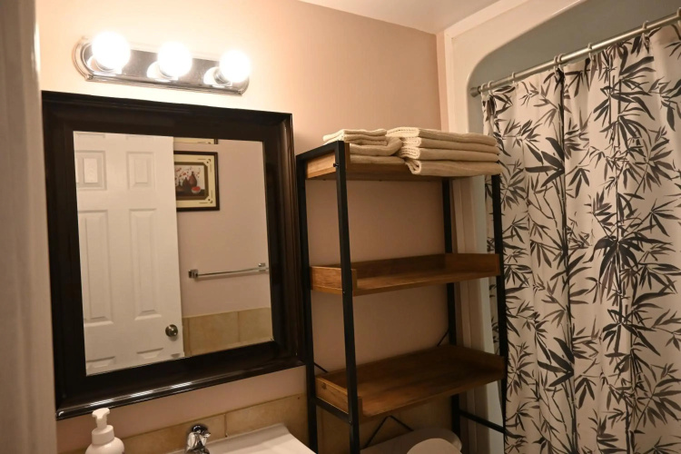 Elgin Suite