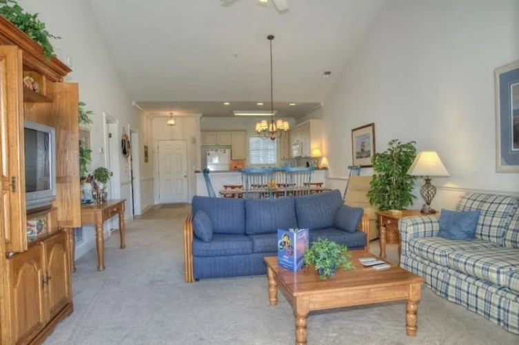 Magnolia Pointe 402-4878 by RedAwning