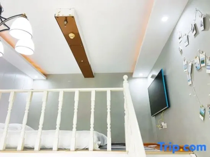 Deluxe Duplex Suite