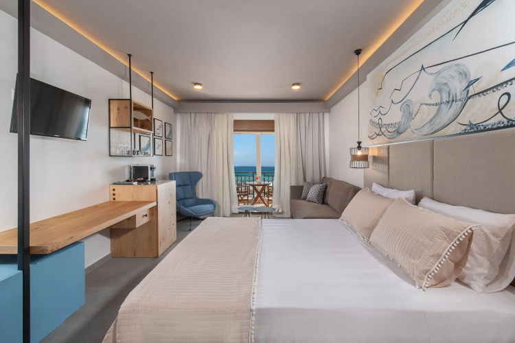 Assano Sea Front Luxury
