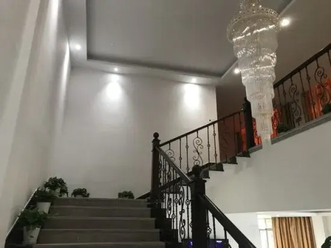 Shanghai Xinnan Hotel