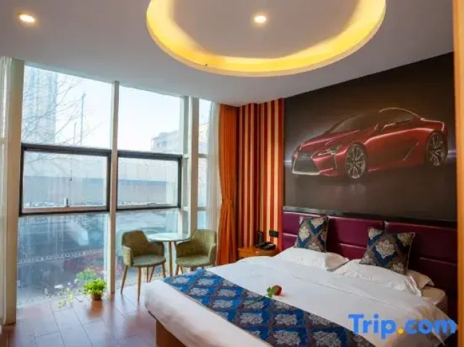 Standard Double room with view