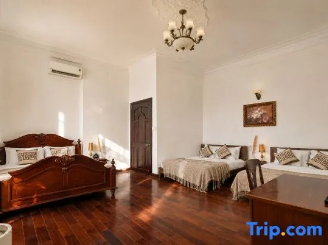 Standard Double Family room with balcony