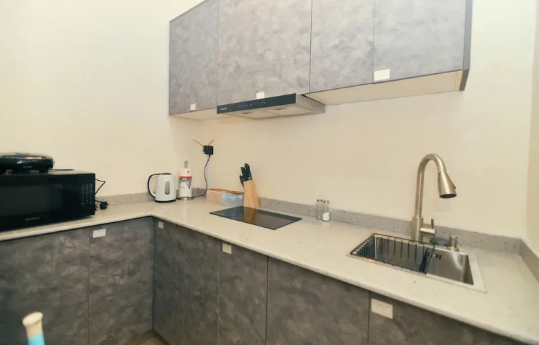 AJs Serenity Suites