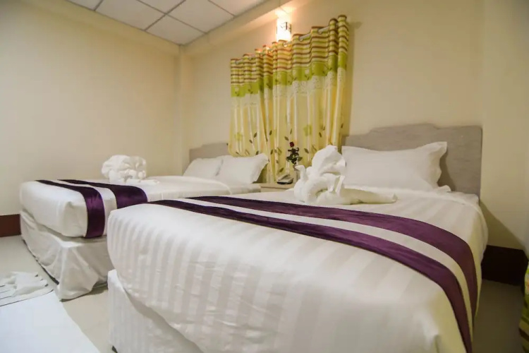 Lucky Land Hotel