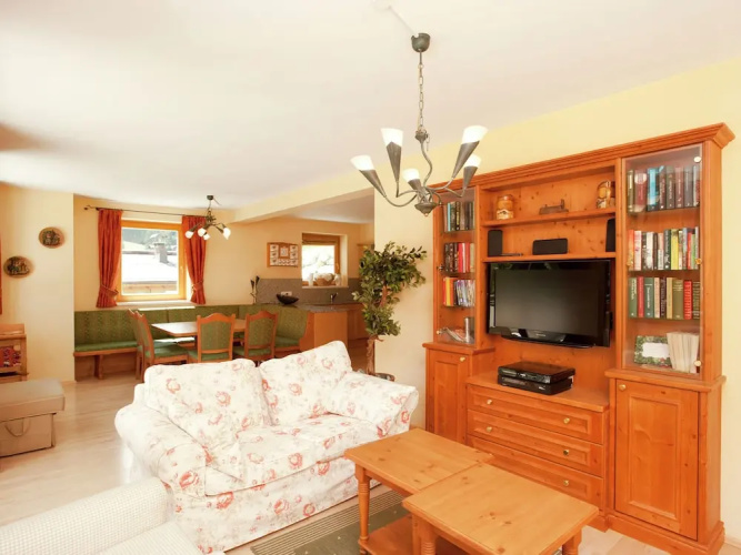 Chalet in Saalbach Near Ski Lift