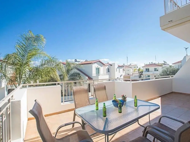 2 Bedrooms Apartment with balcony