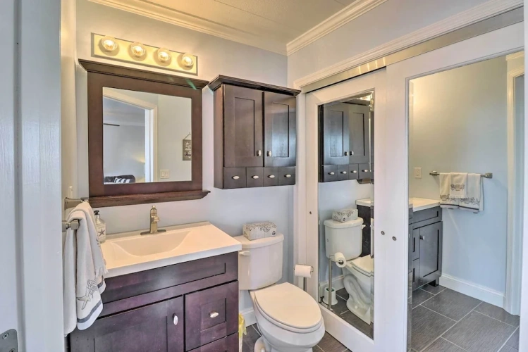 3 Bedrooms Apartment