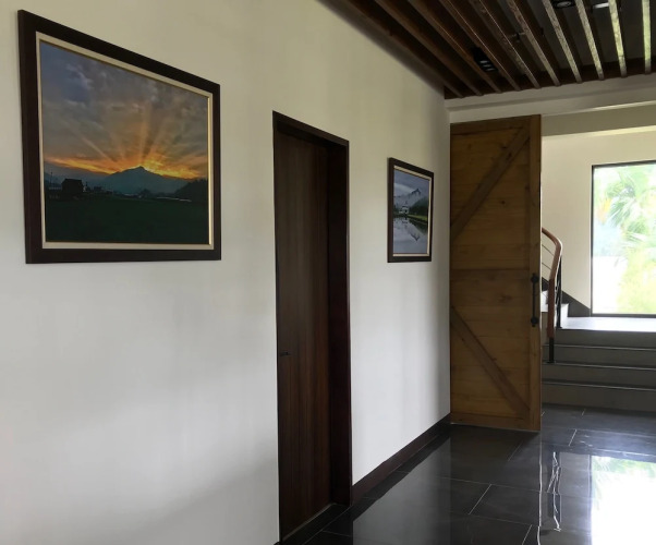 Meinung On the Field Homestay Hotel Overview