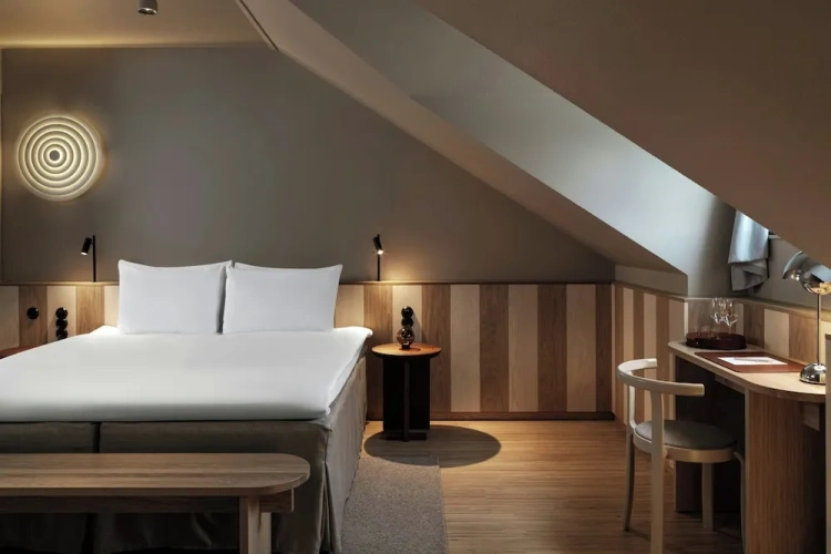 Deluxe Double room