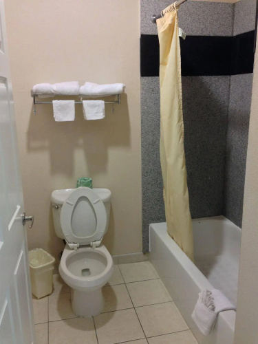 Camelot Inn  Suites McCarty