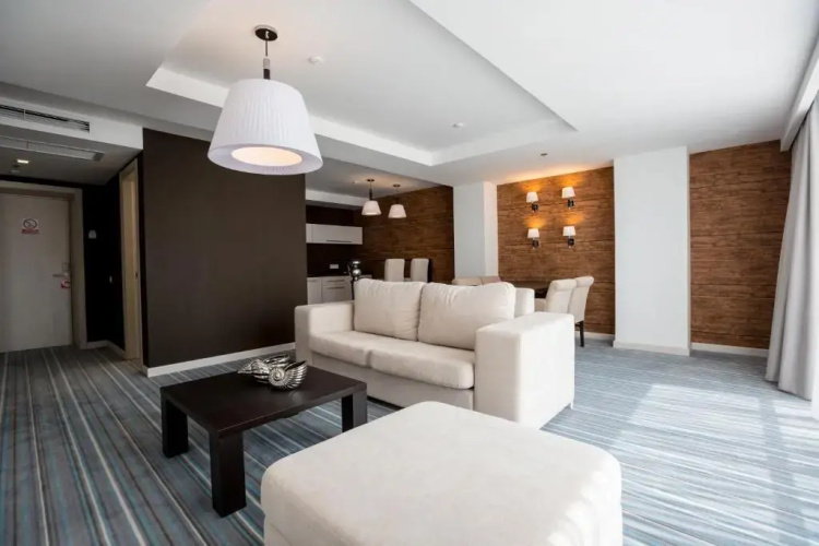 Atlantic Garden Resort