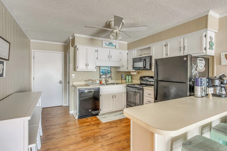 2 Bedrooms Apartment