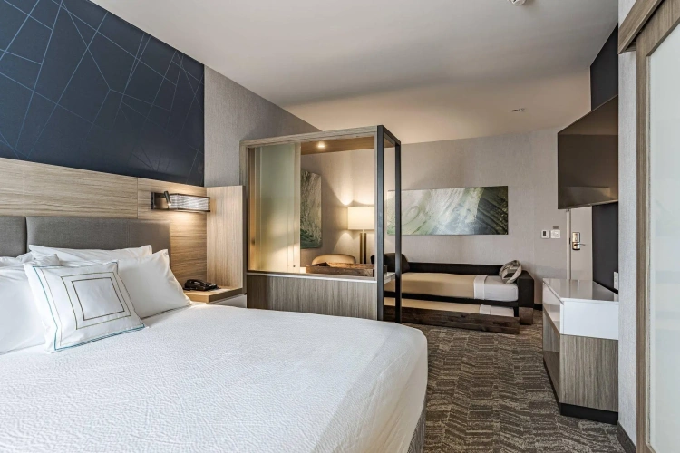 Double Suite