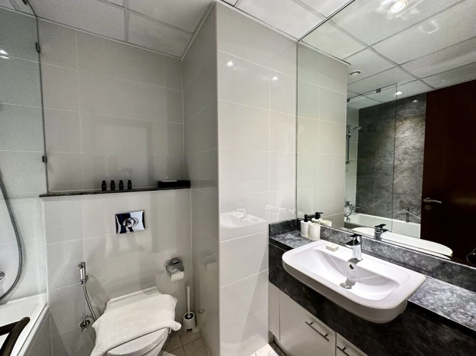 Lux BnB Amna Tower Burj Views