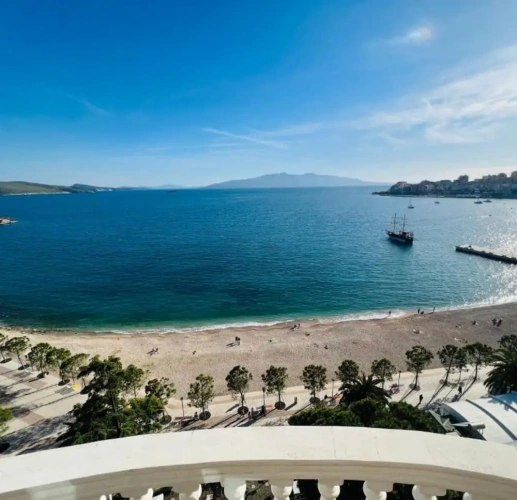 Classic Quadruple room with sea view