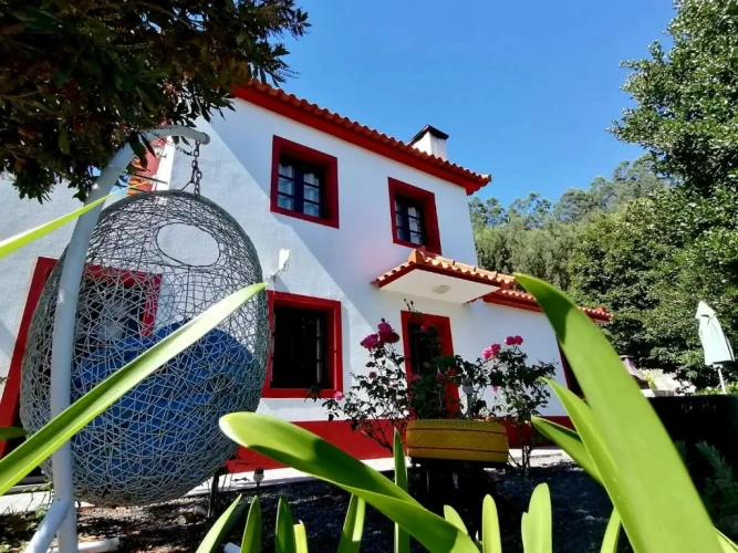 2 Bedrooms Cottage