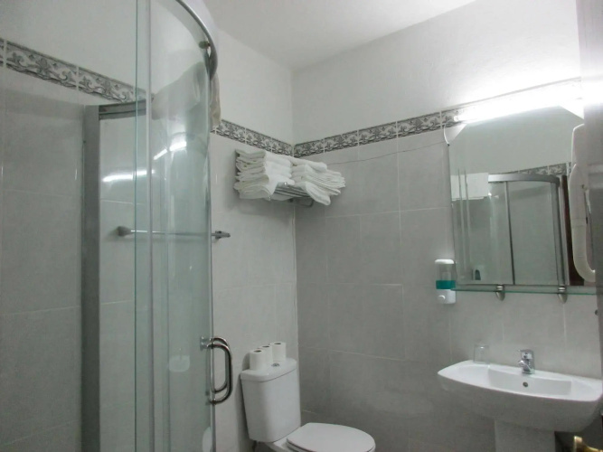 Hotel 4 Estações