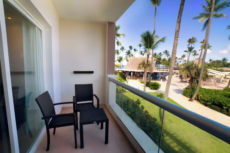 Luxury Club room with ocean view