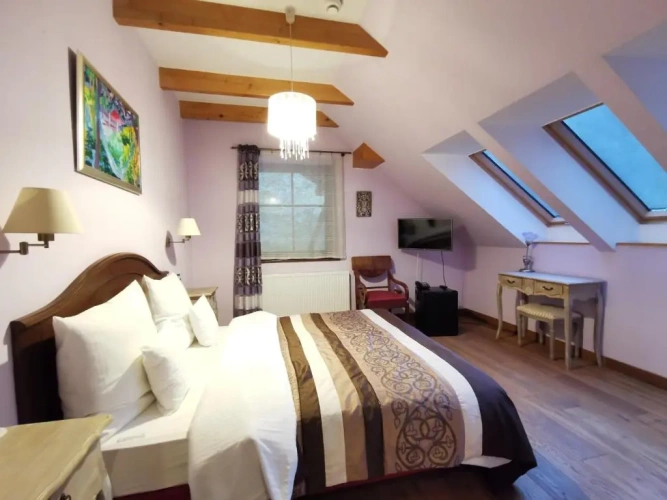 Deluxe Double room with view