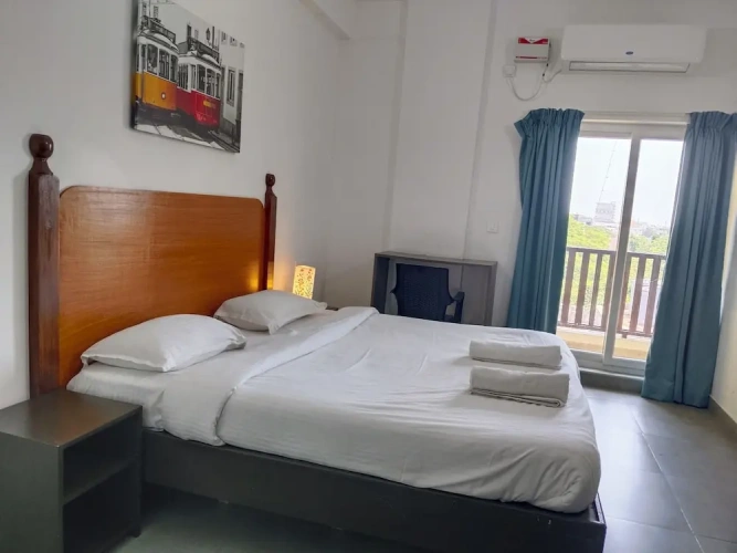 Standard Double room with city view