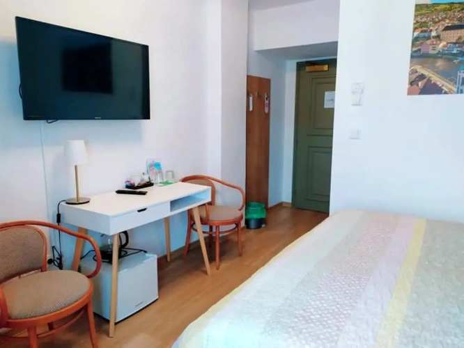 Classic Double room with city view