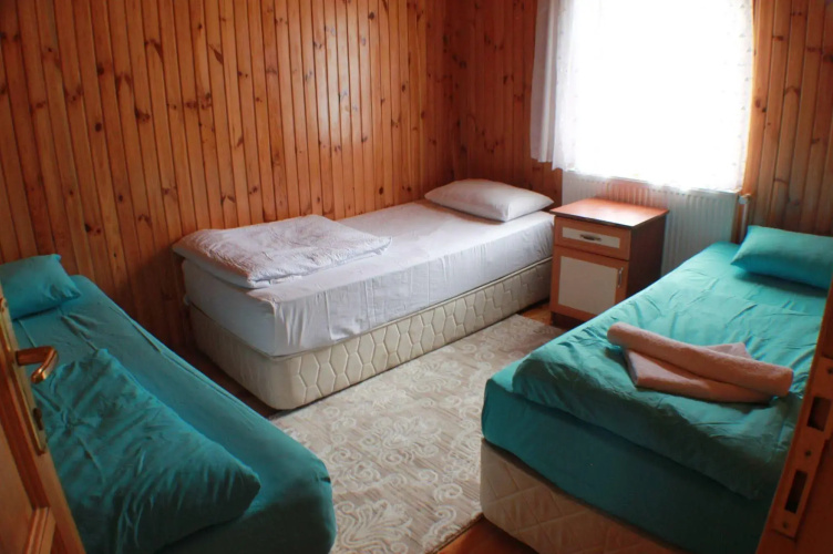 Uzungol Motel