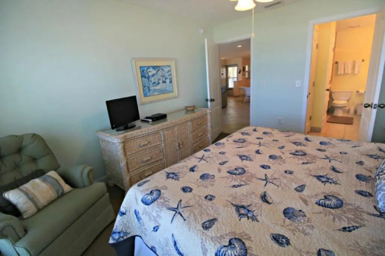 Tradewinds 53