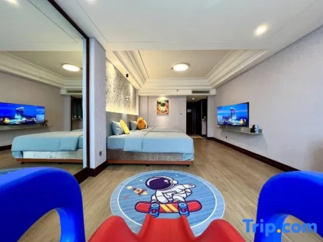 Standard Twin Family room
