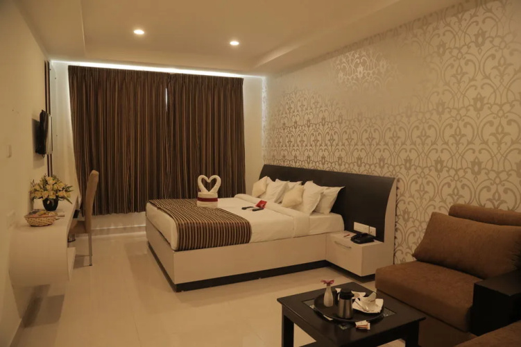 OYO 1050 Hotel Aksharadha
