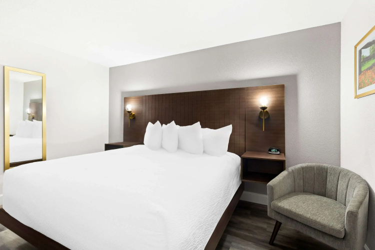 SureStay by Best Western Groves