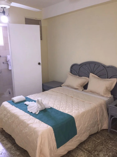 Hotel Cotubanama Samana