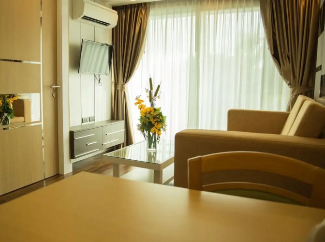 Deluxe Suite with balcony