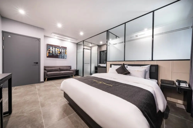 Pyeongtaek Hermes Hotel