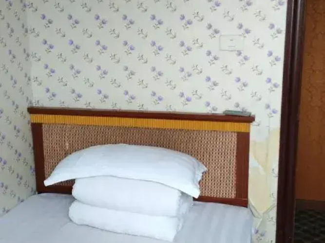 Taihui Business Hostel