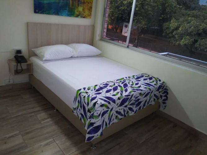 Hotel Street 50 Estadio