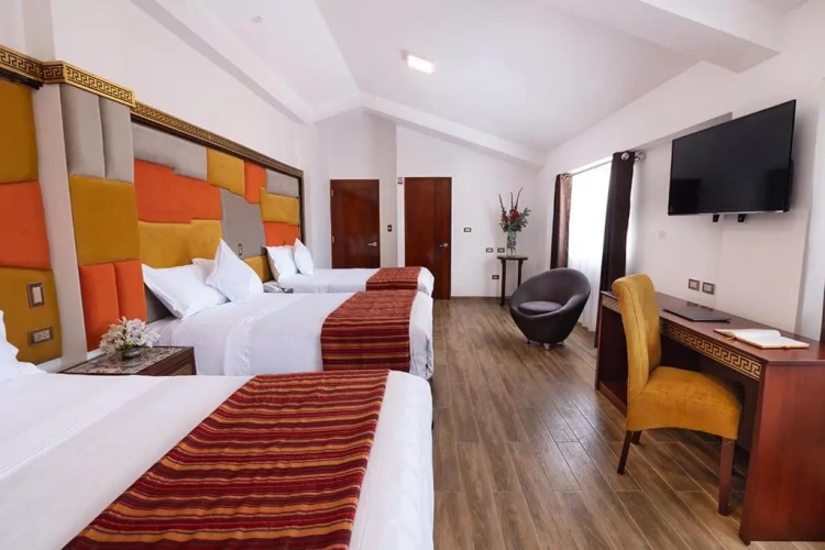 Standard Triple room